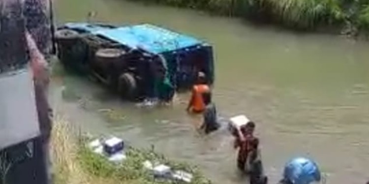 kecelakaan selokan mataram