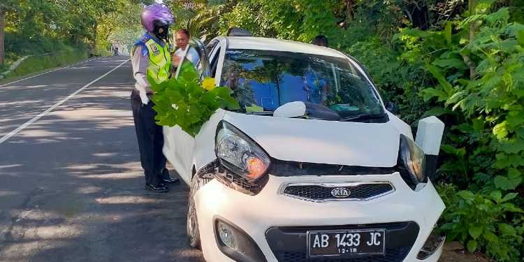 lurah kecelakaan tunggal