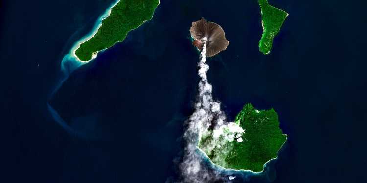 anak krakatau erupsi