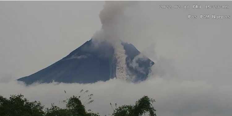 awan panas merapi