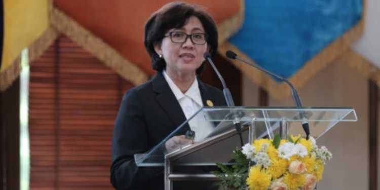 Rektor UGM Yogyakarta Ova Emilia