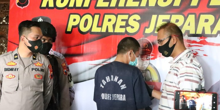 tersangka pencabulan bekasi di polres jepara