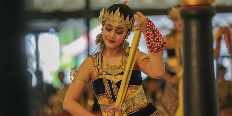 tarian keraton yogyakarta