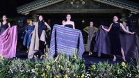batik lurik Pesona Budaya Nusantara TMII