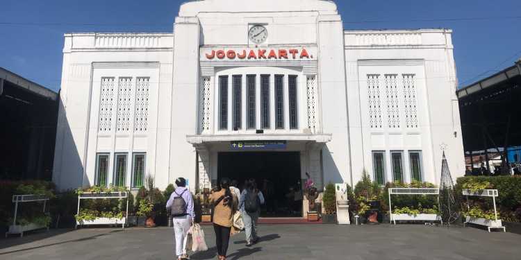 Satsiun Yogyakarta