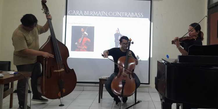 instrumen gesek ISI Yogyakarta