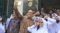 anies di smpn 5 yogyakarta(1)