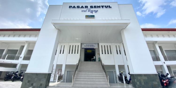 pasar sentul yogyakarta