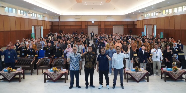 pegadaian seminar di undip