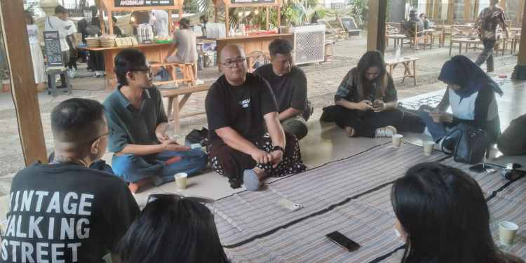 media gathering Toko Kopi Tuku