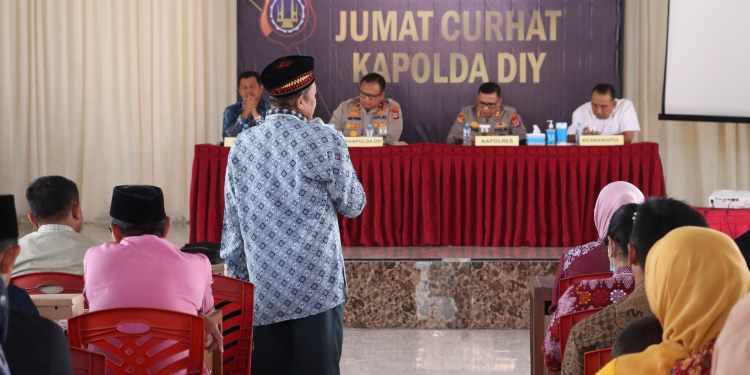 curhat jumat