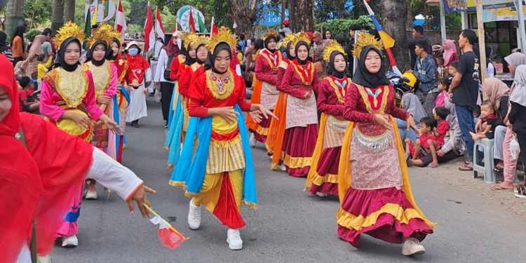 karnaval kemerdekaan