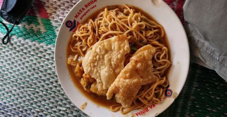 Mie Ayam Batagor Pak Kadim