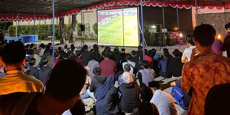 Nobar Timnas di UAD