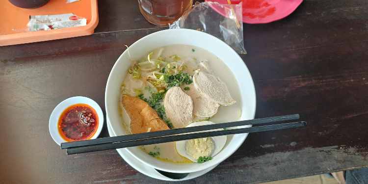 Soto Rempah Pak B