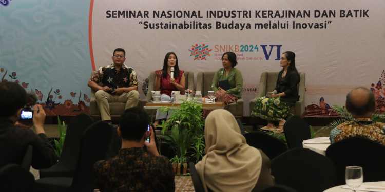 Seminar hari batiik