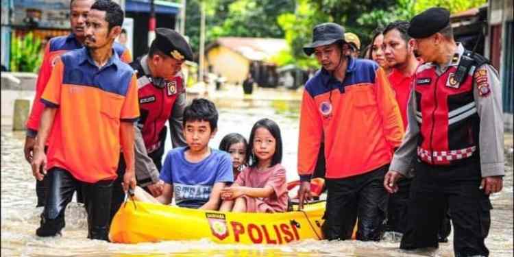 banjir tebing tinggi