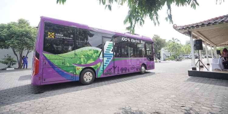 bus listriik yogyakarta