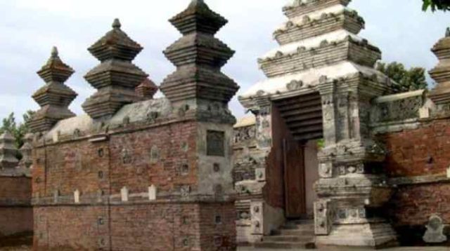 Makam Raja Mataram Kotagede