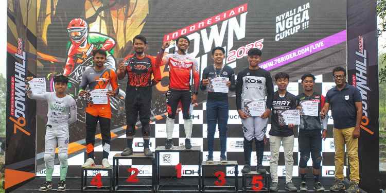 Podium Juara Men Elite