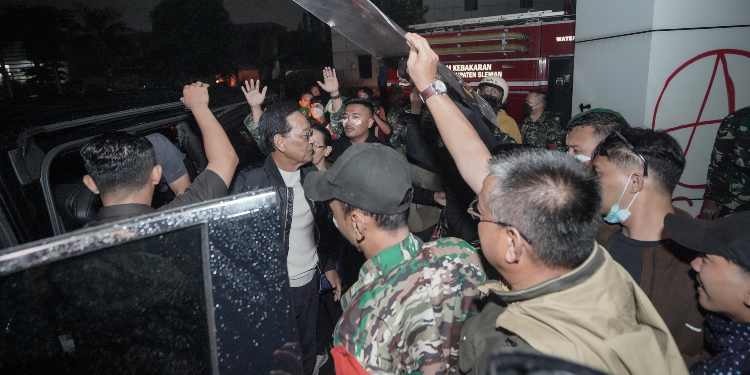 Sultan HBX polda DIY