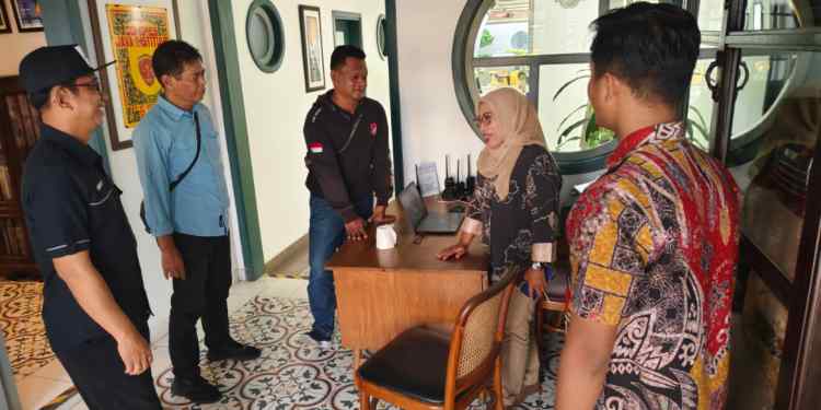 polisi sisir suporter di hotel