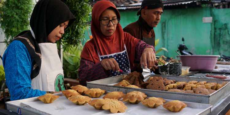 Roti Kembang Waru Kotagede