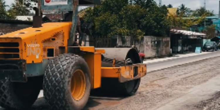 perbaikan jalan rusak perbaikan jalan rusak