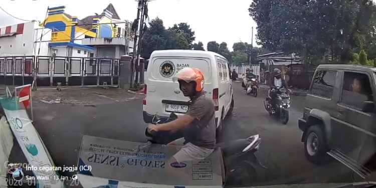 viral ambulans jogja