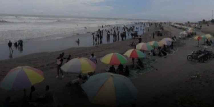 pantai parangtritis