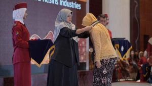 wisuda smk smti